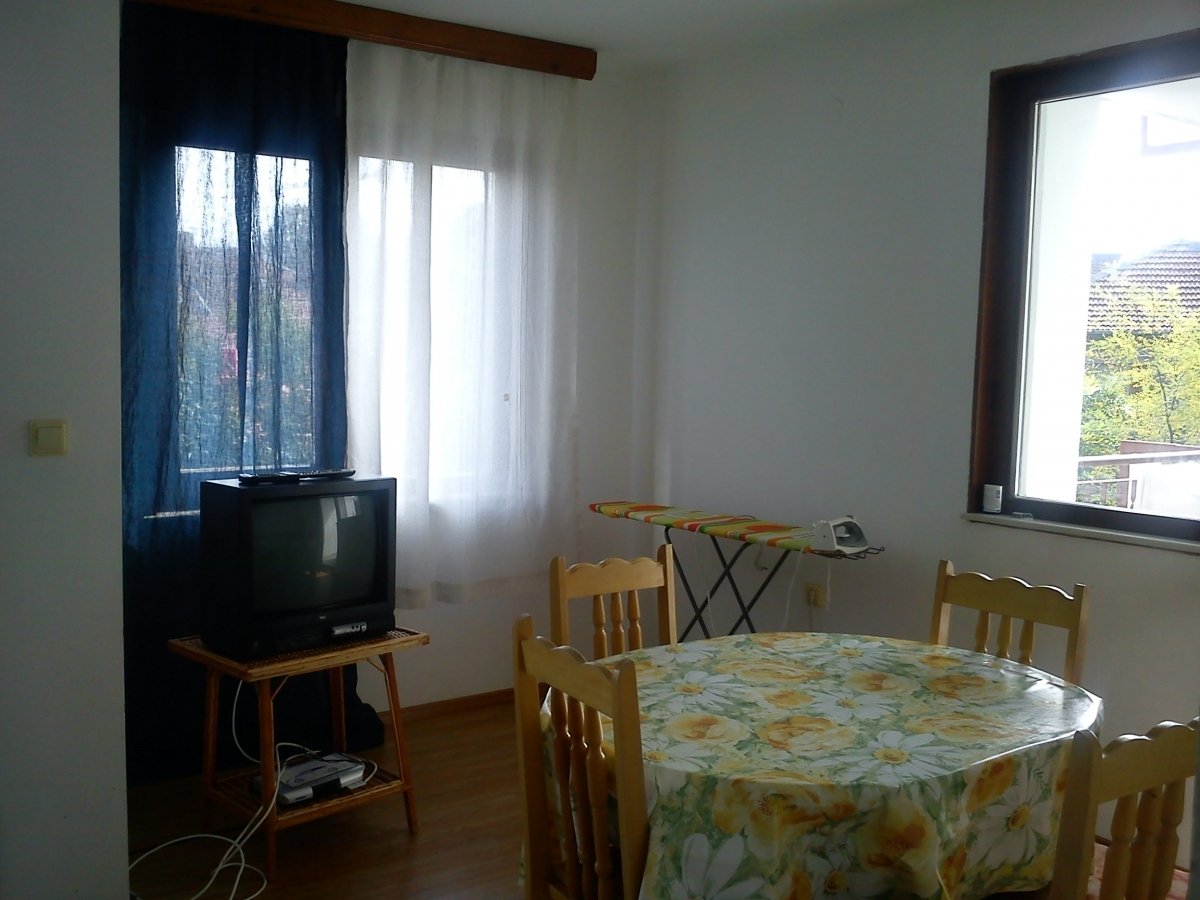 apartamentplovdiv.alle.bg