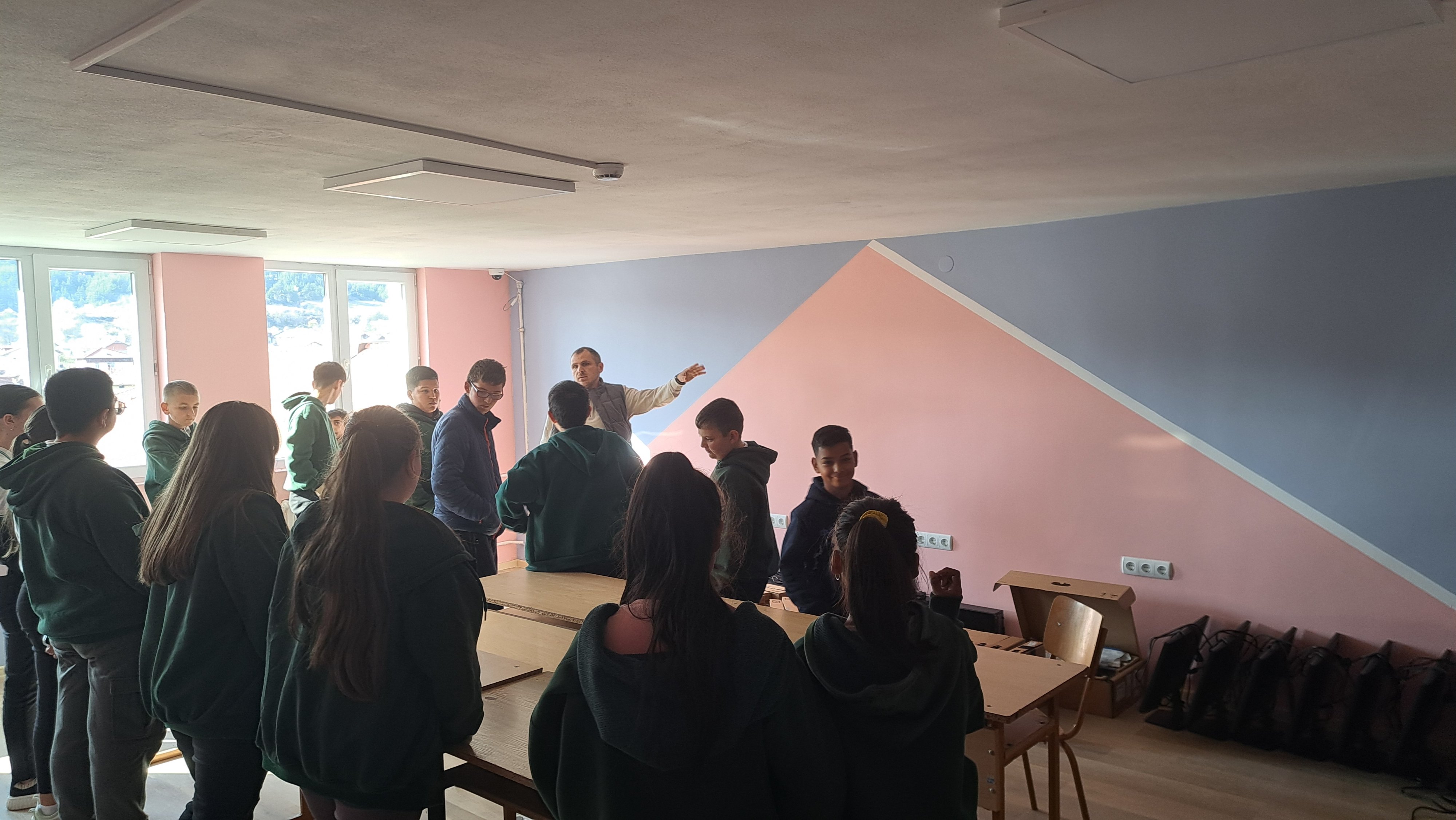 BG-RRP-1.015 "Училищна STEM среда“