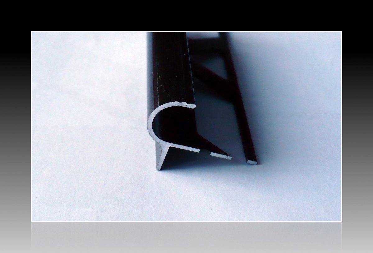 АЛУМИНИЕВИ ЛАЙСНИ ЗА СТЪПАЛА-ЦЕНИ