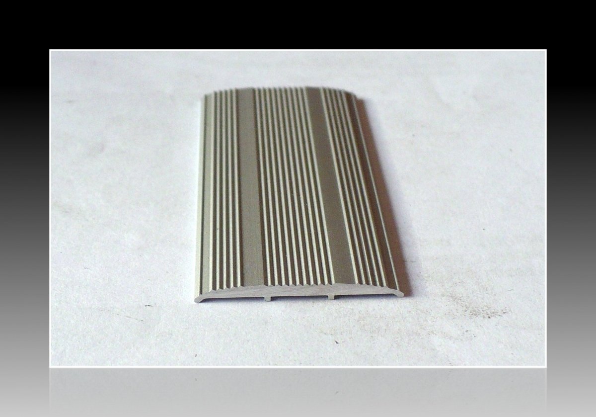 АЛУМИНИЕВИ ЛАЙСНИ ЗА ПОД И ПАРКЕТ-ЦЕНИ