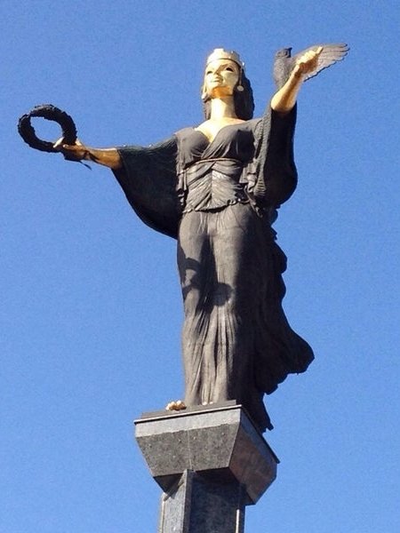 Паметници в София