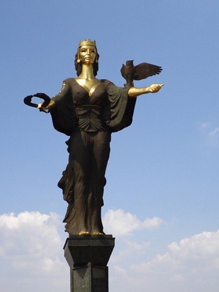 Паметници в София