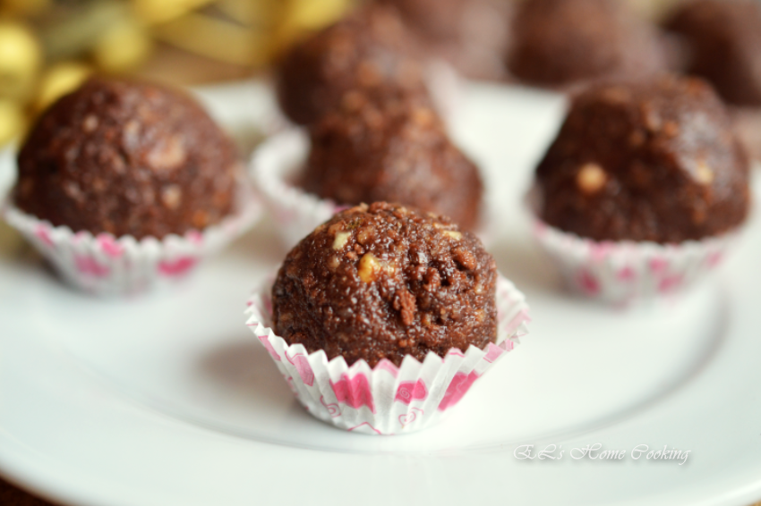 Шоколадови топчета с бисквити