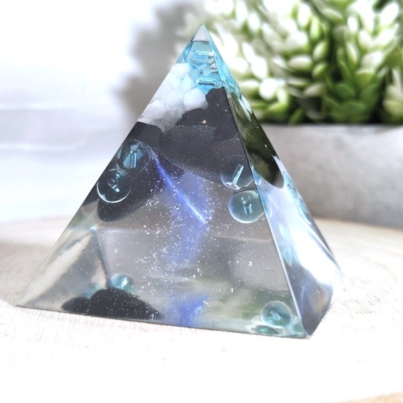 Пирамида | Синя бездна