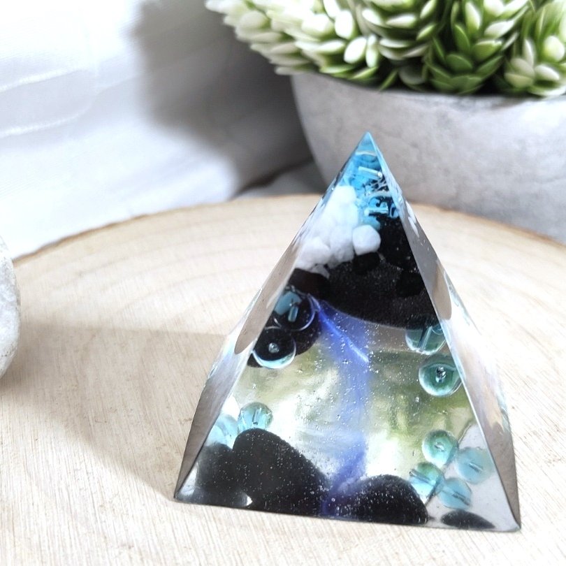 Пирамида | Синя бездна