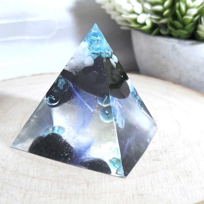 Пирамида | Синя бездна