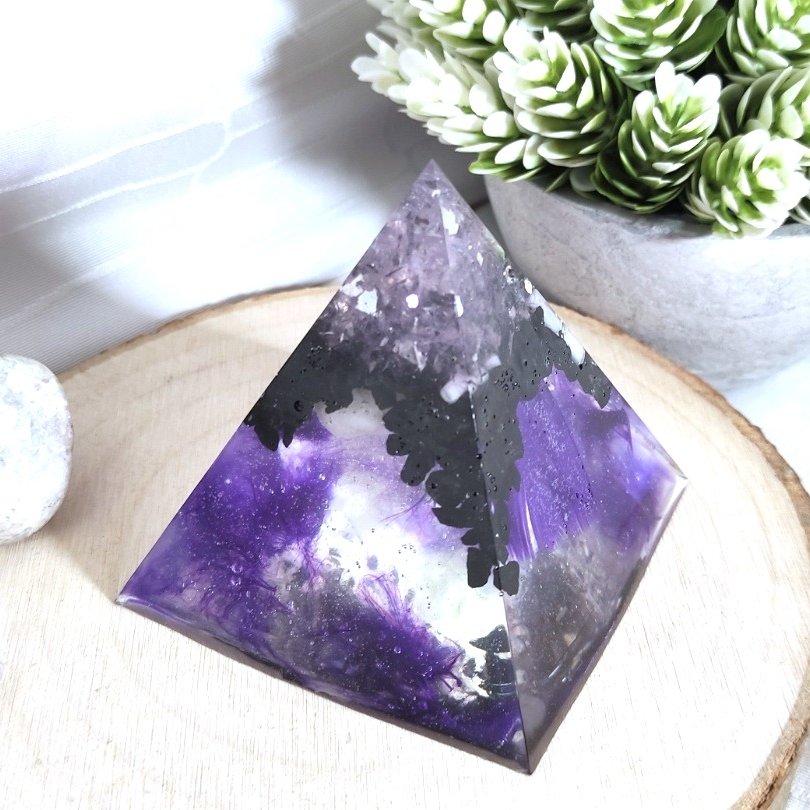 Пирамида | Scarlet