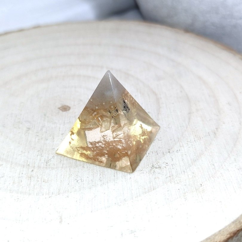 Пирамидка | Бъднина-