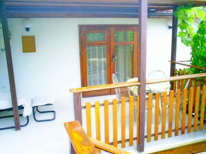 STUDIO