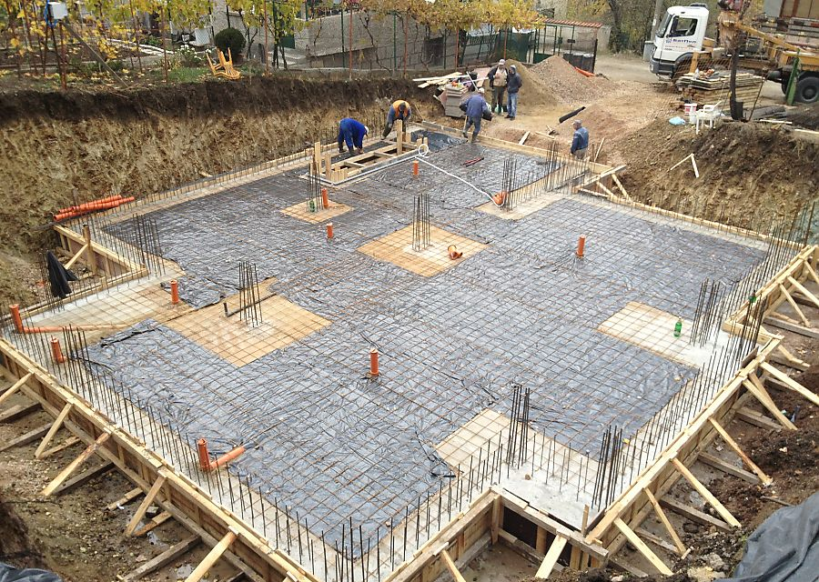 Груб строеж в Божурище – Строителство на къщи | IVASTROY 2006