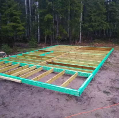 IVA HOUSE FAMILY 70 TERRACE – сглобяема дървена къща 51.7 m² 70 mm | IVASTROY 2006