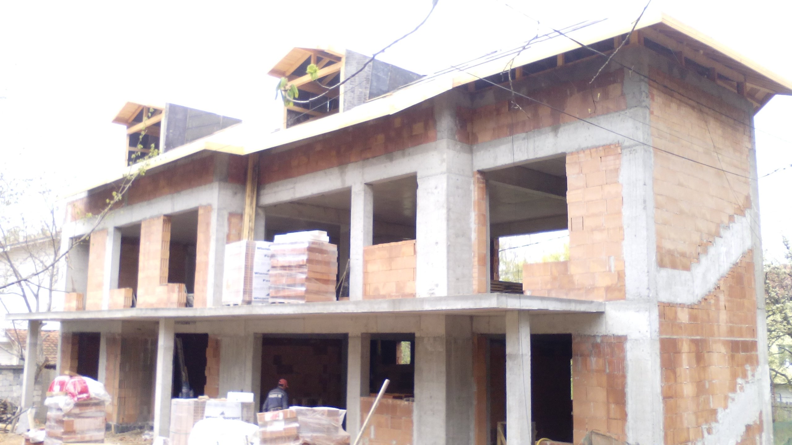 Груб строеж в Божурище – Строителство на къщи | IVASTROY 2006