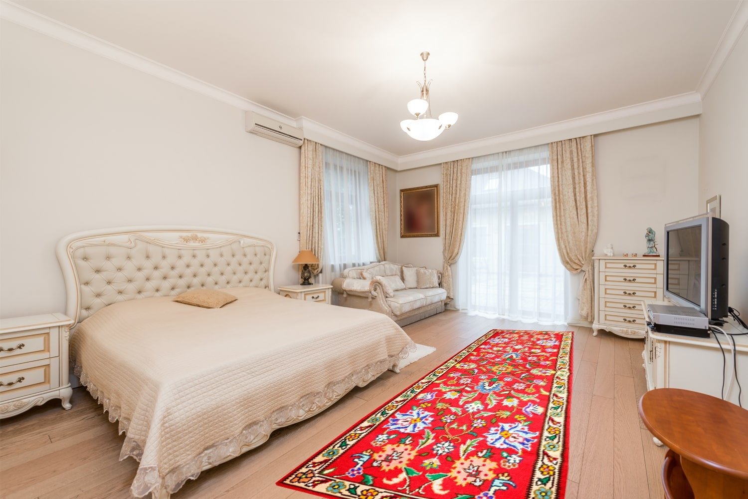 Котленски килими | Налични ръчно тъкани вълнени килими