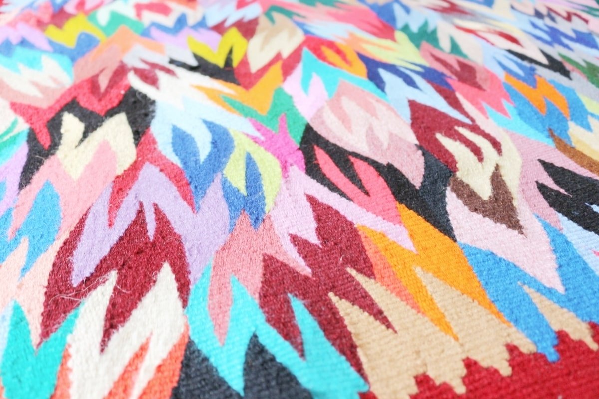 Котленски килими | Налични ръчно тъкани вълнени килими