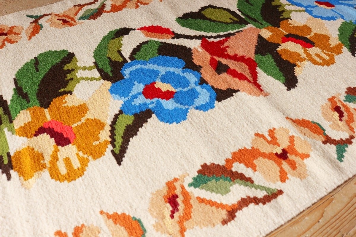 Котленски килими | Налични ръчно тъкани вълнени килими