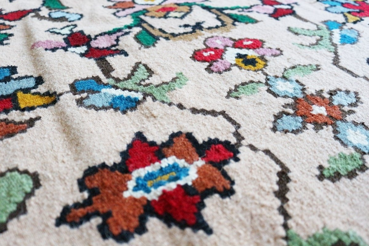 Котленски килими | Налични ръчно тъкани вълнени килими