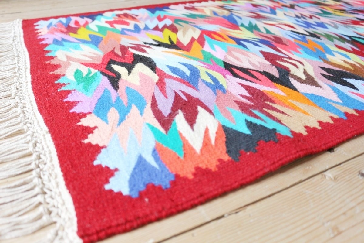 Котленски килими | Налични ръчно тъкани вълнени килими