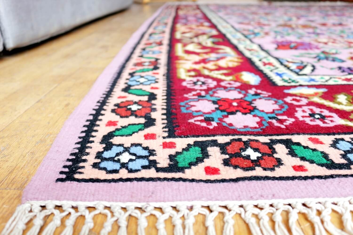 Котленски килими | Налични ръчно тъкани вълнени килими