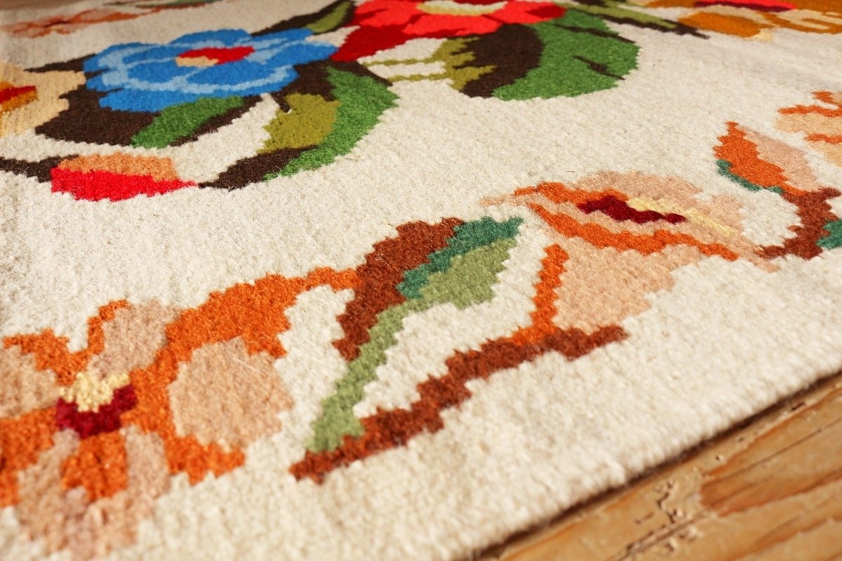 Котленски килими | Налични ръчно тъкани вълнени килими