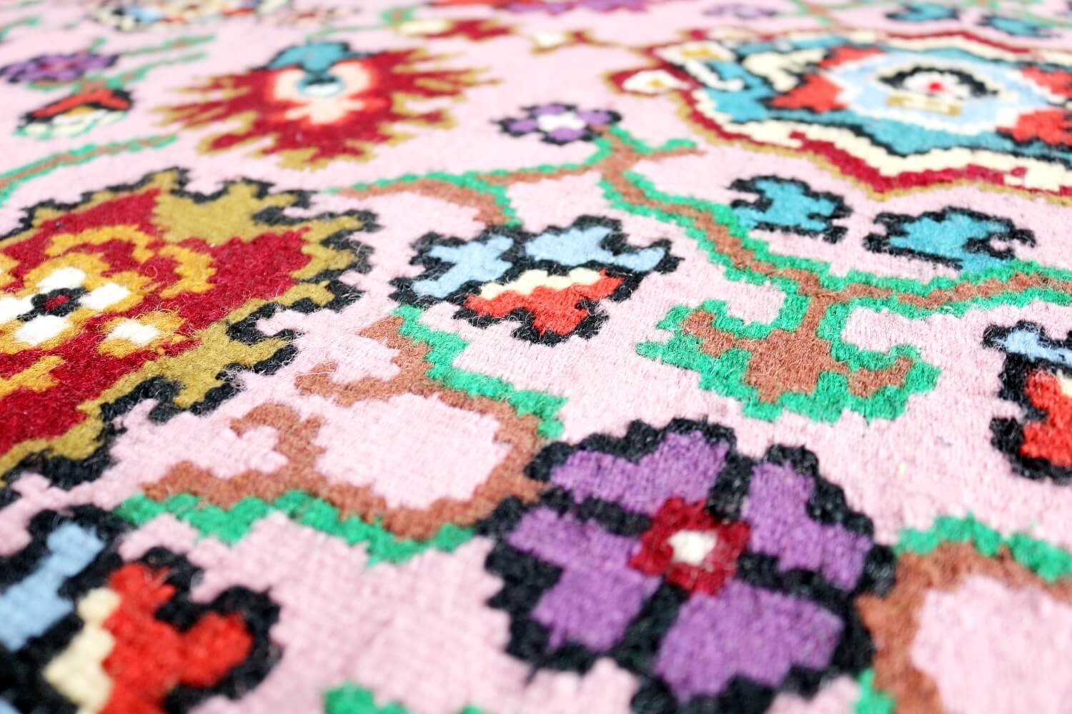 Котленски килими | Налични ръчно тъкани вълнени килими