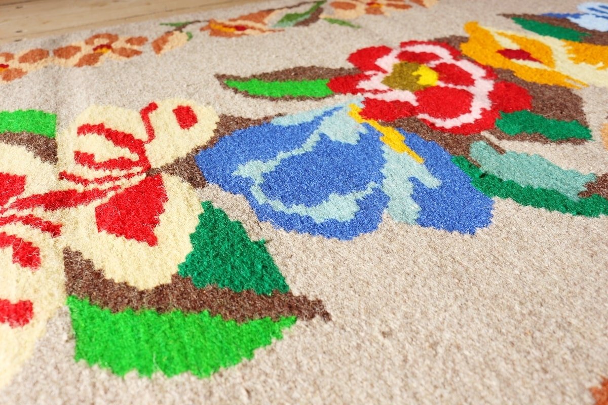 Котленски килими | Налични ръчно тъкани вълнени килими