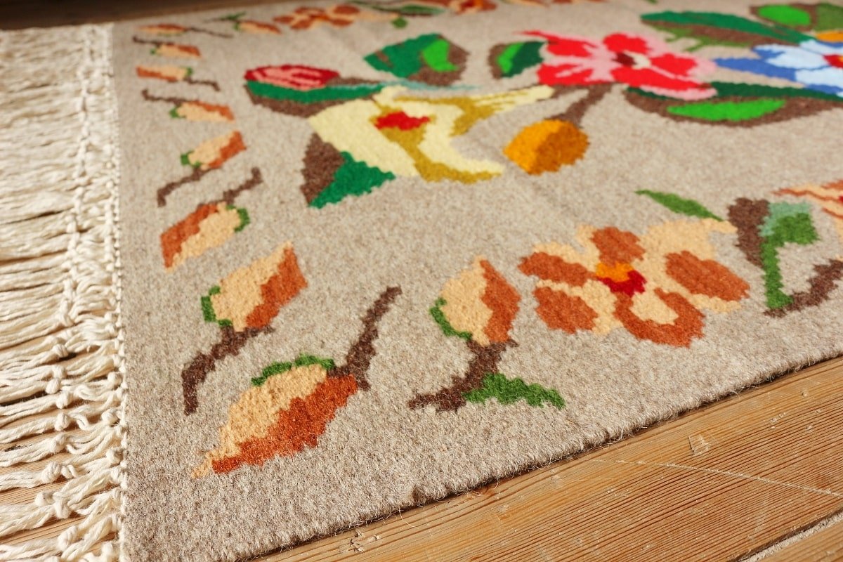 Котленски килими | Налични ръчно тъкани вълнени килими