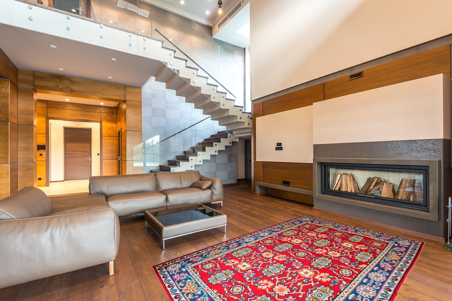 Котленски килими | Налични ръчно тъкани вълнени килими