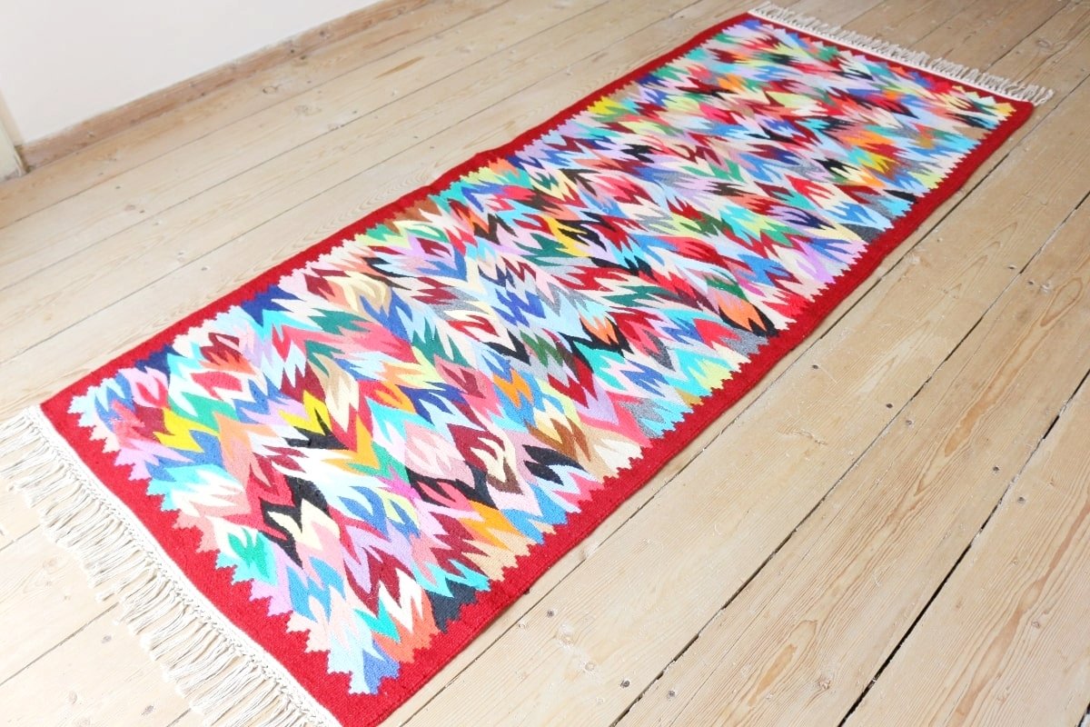 Котленски килими | Налични ръчно тъкани вълнени килими