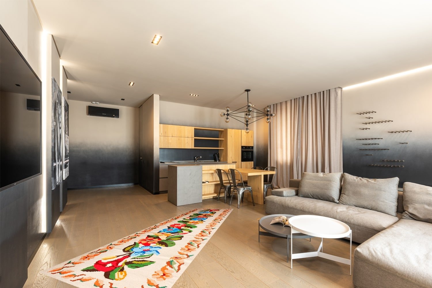 Котленски килими | Налични ръчно тъкани вълнени килими