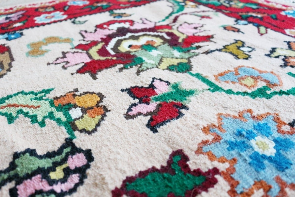 Котленски килими | Налични ръчно тъкани вълнени килими