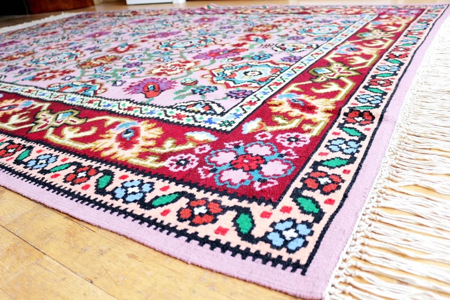 Котленски килими | Налични ръчно тъкани вълнени килими