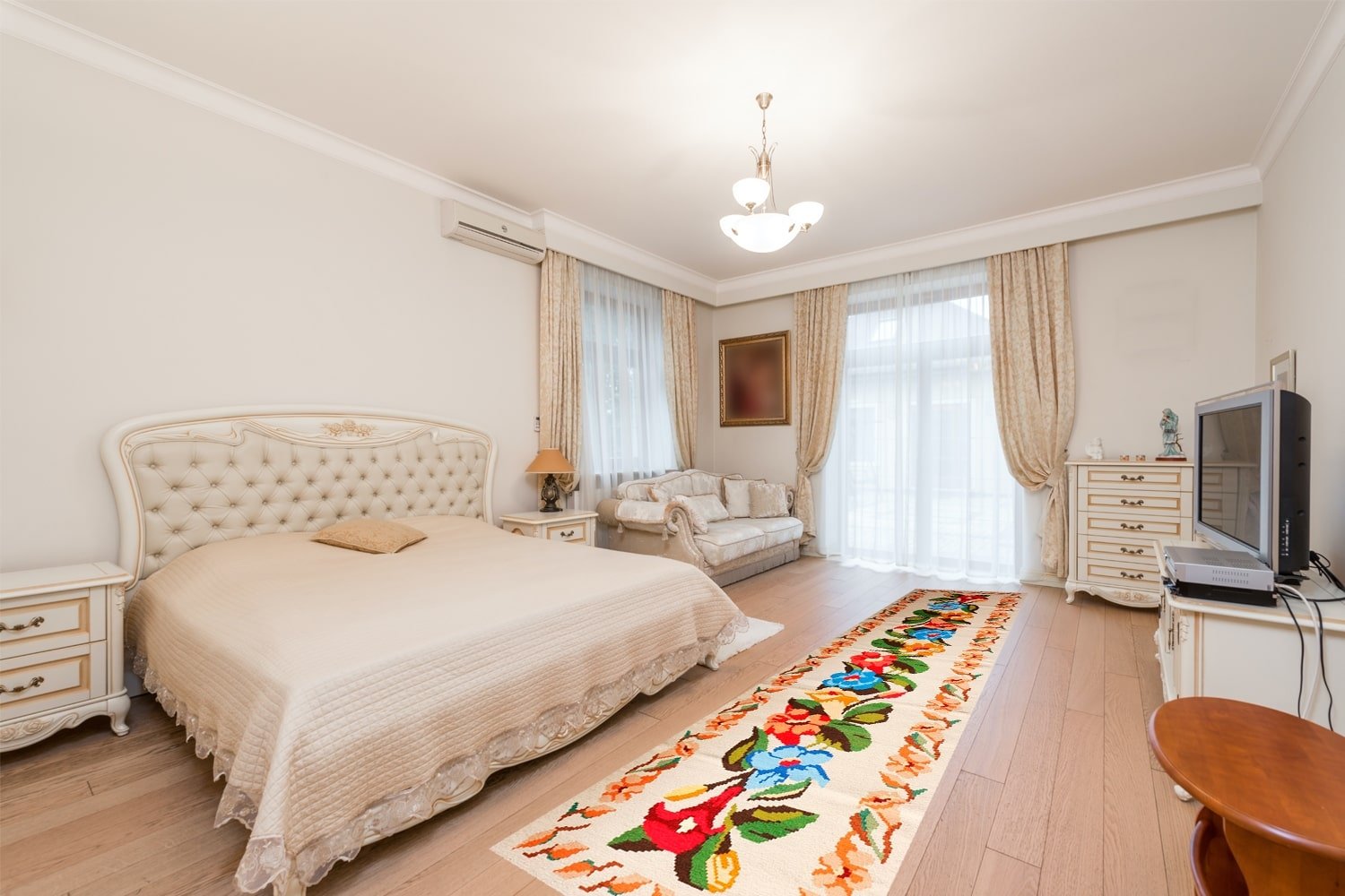 фабрика за килими костандово