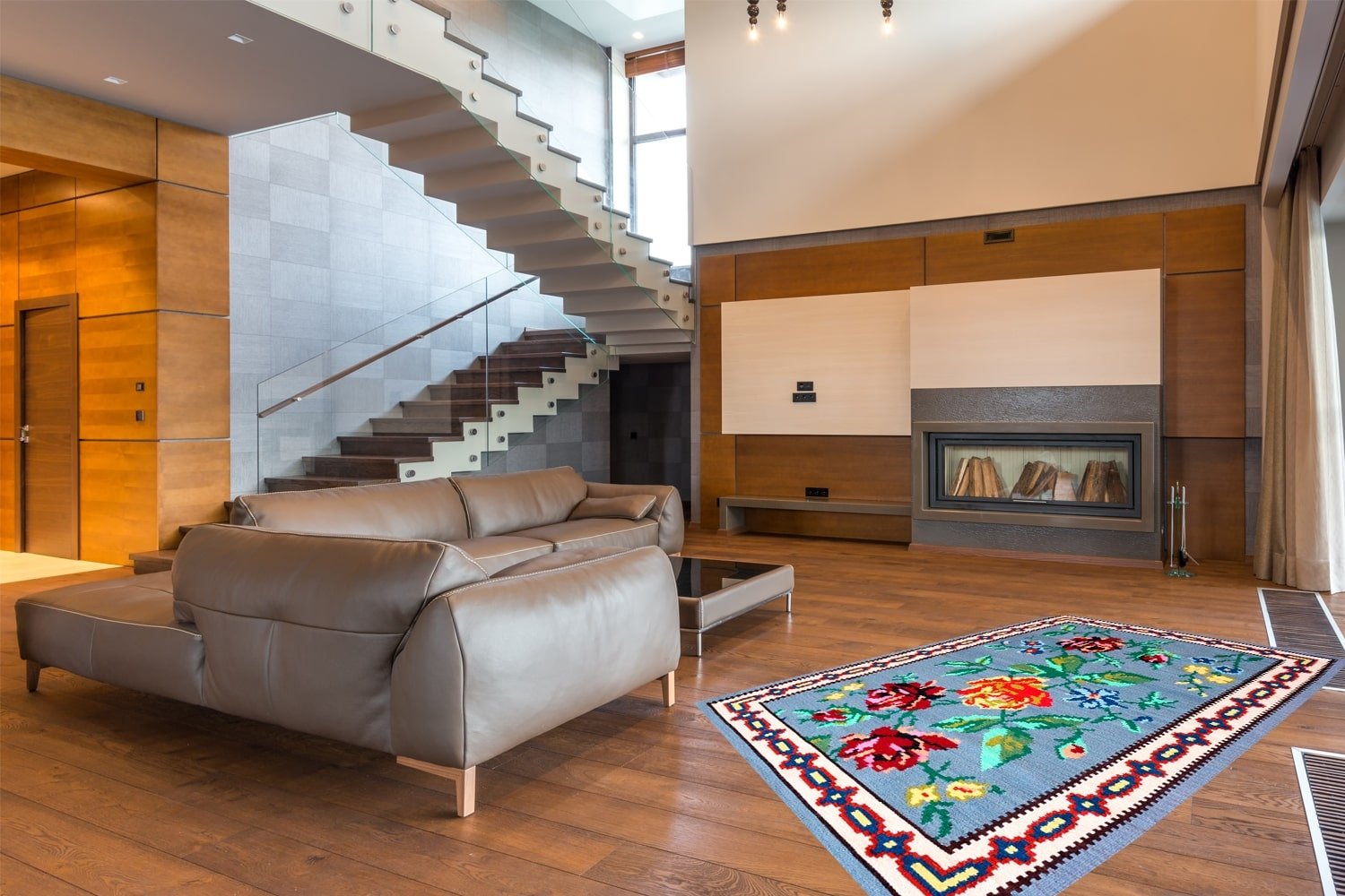 Котленски килими | Налични ръчно тъкани вълнени килими