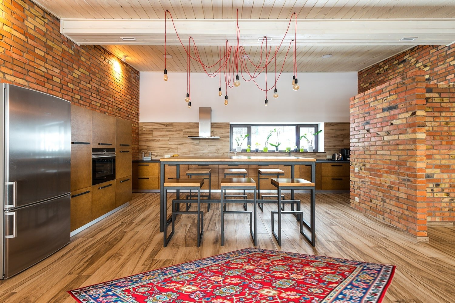 Котленски килими | Налични ръчно тъкани вълнени килими