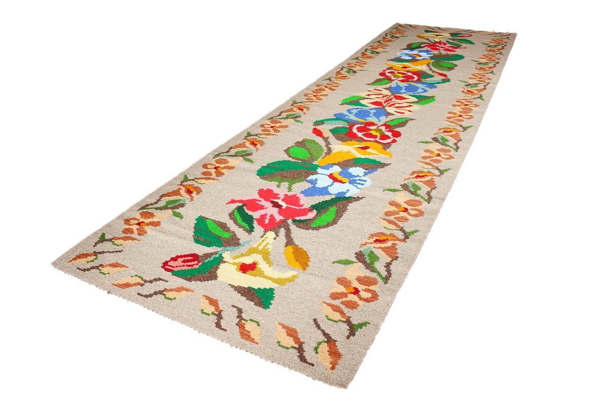 Котленски килими | Налични ръчно тъкани вълнени килими