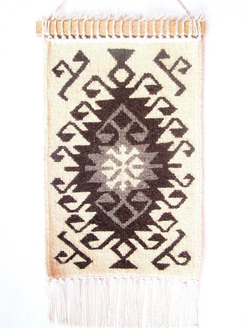 Котленски килими | Каталог с ръчно тъкани пана