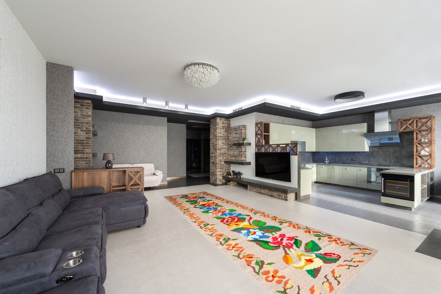 Котленски килими | Налични ръчно тъкани вълнени килими