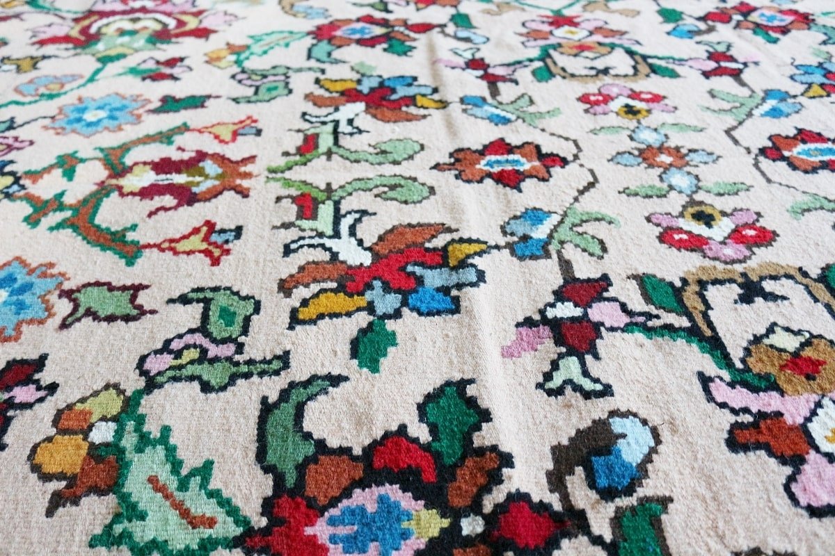 Котленски килими | Налични ръчно тъкани вълнени килими