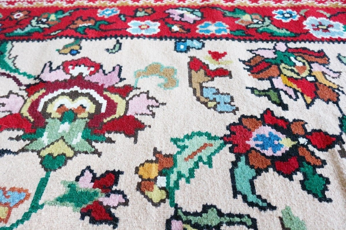 Котленски килими | Налични ръчно тъкани вълнени килими