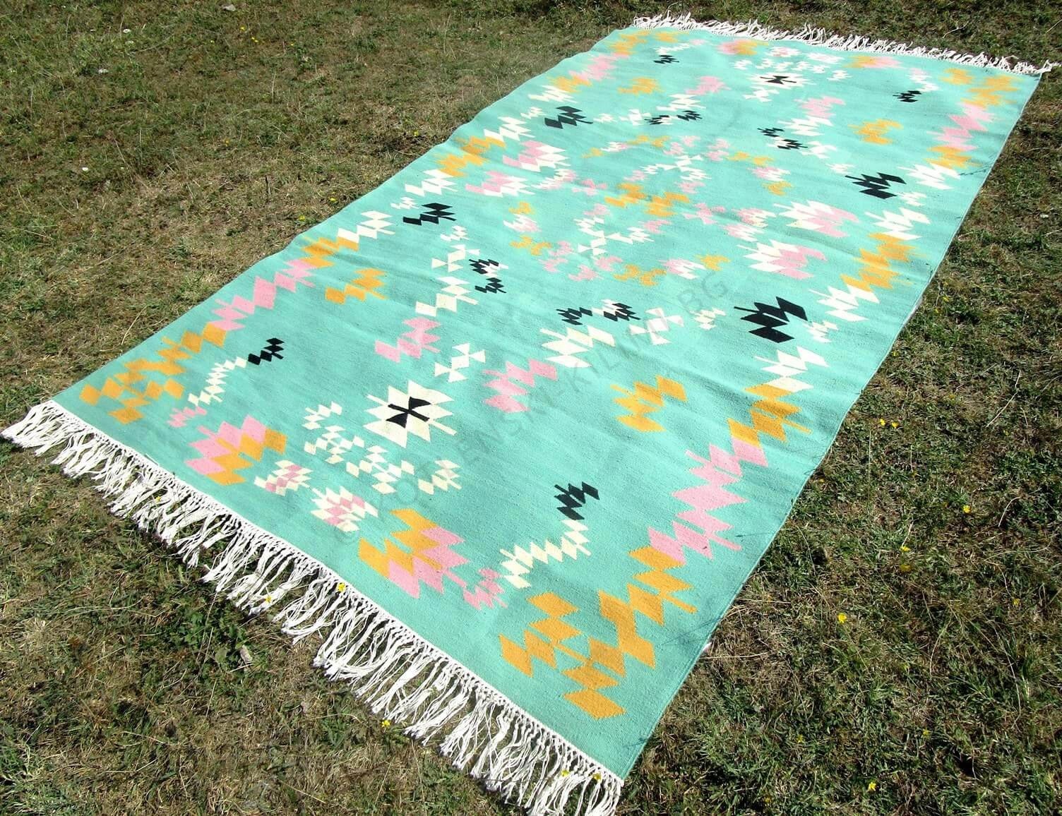 Котленски килими | Каталог с ръчно тъкани килими и пътеки