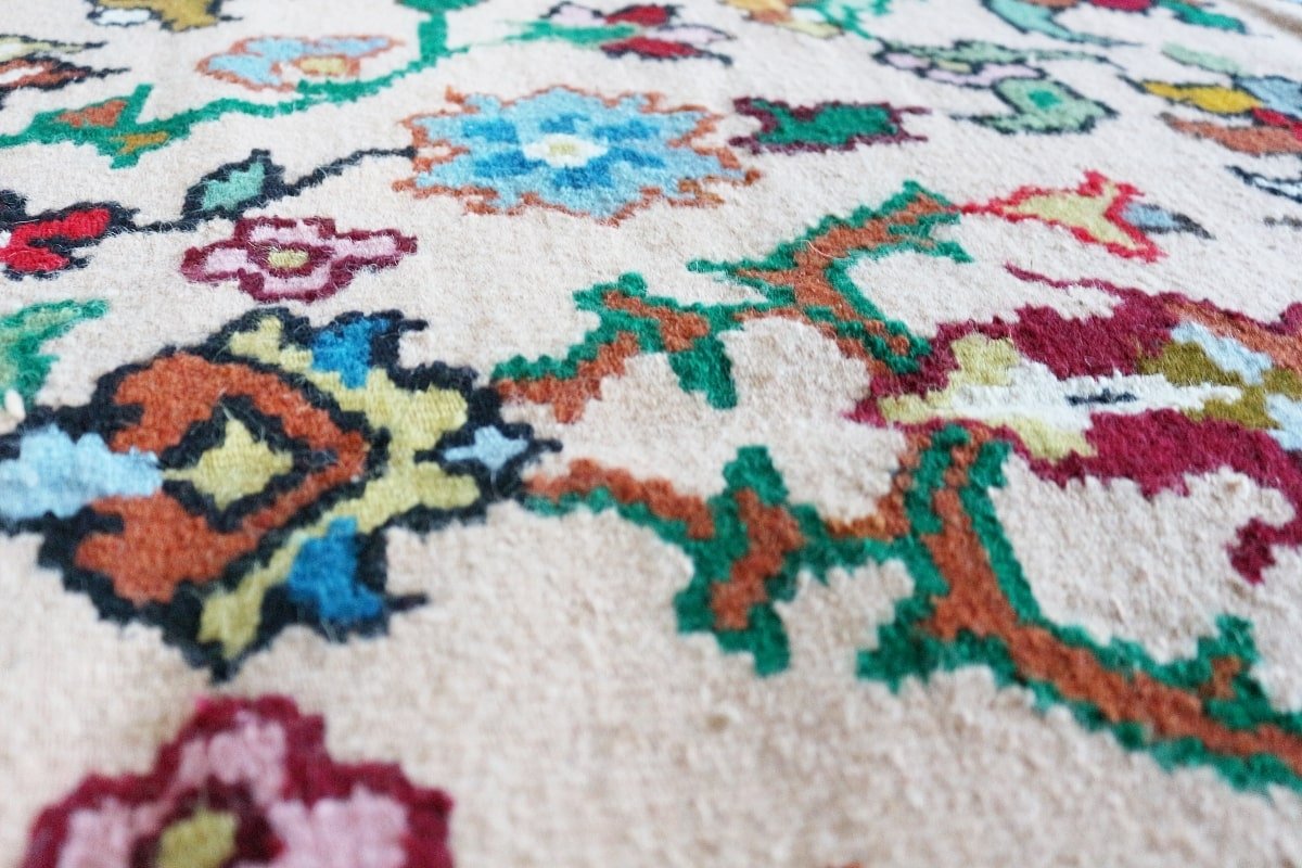 Котленски килими | Налични ръчно тъкани вълнени килими