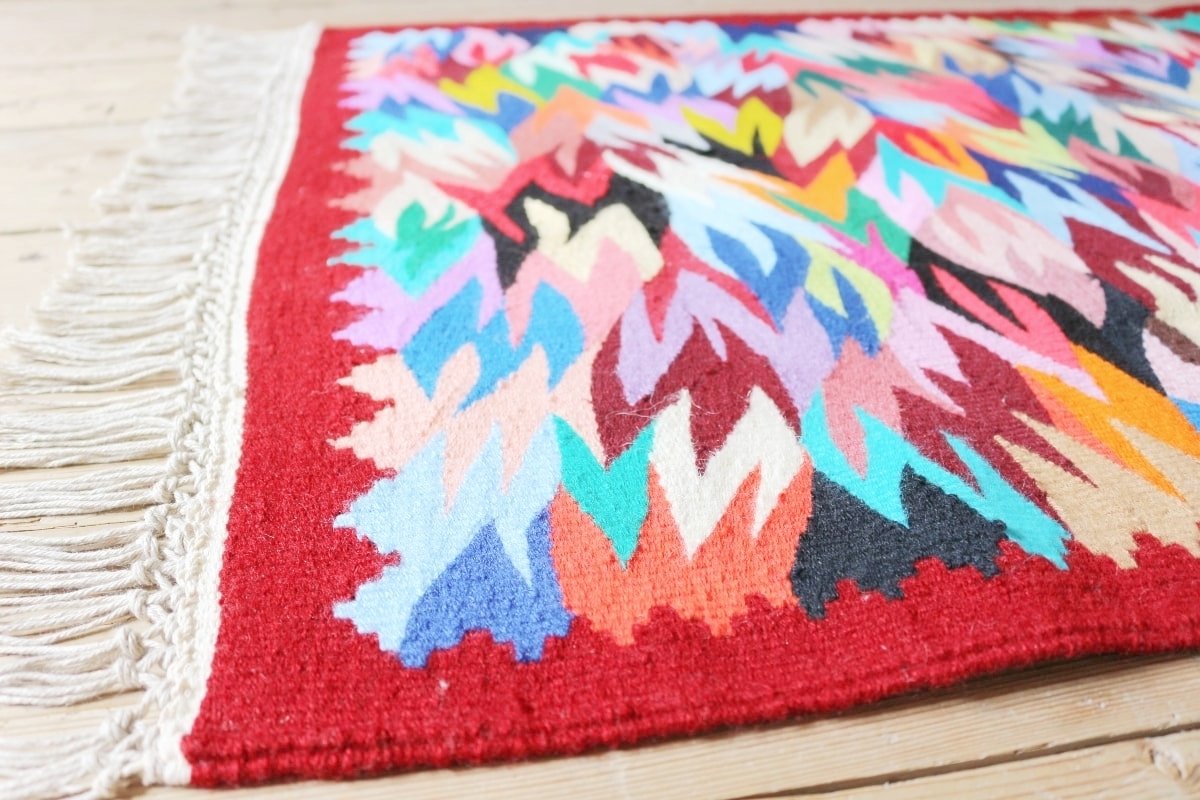 Котленски килими | Налични ръчно тъкани вълнени килими