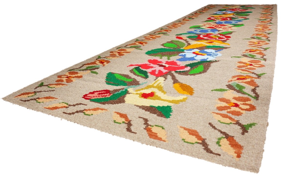 Котленски килими | Налични ръчно тъкани вълнени килими