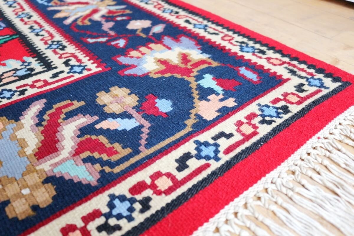 Котленски килими | Налични ръчно тъкани вълнени килими