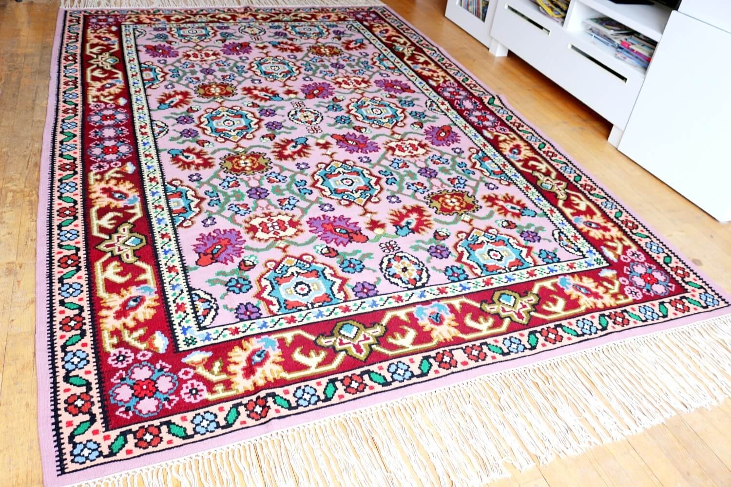 Котленски килими | Налични ръчно тъкани вълнени килими