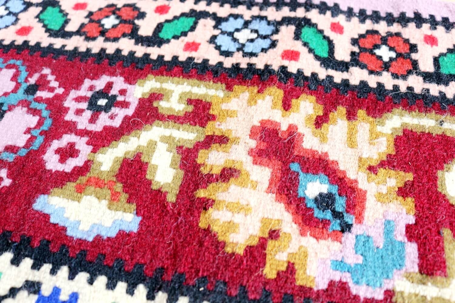 Котленски килими | Налични ръчно тъкани вълнени килими