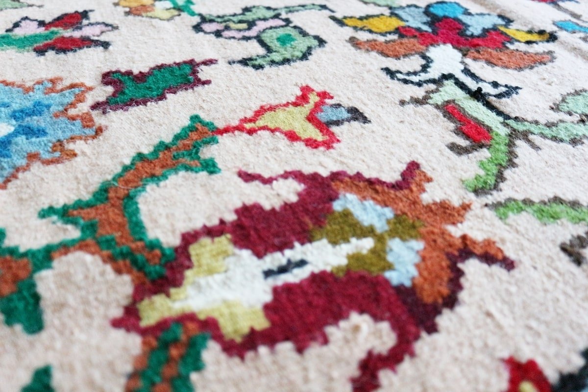 Котленски килими | Налични ръчно тъкани вълнени килими