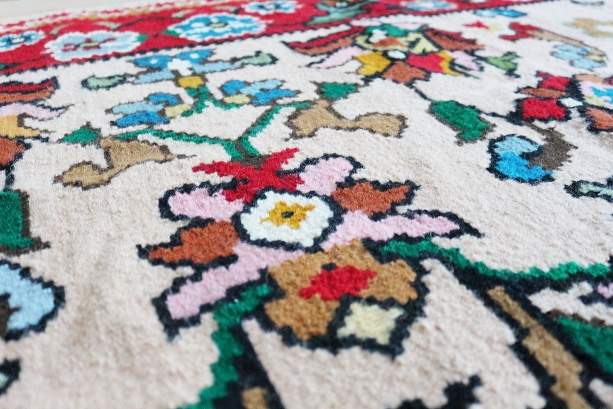 Котленски килими | Налични ръчно тъкани вълнени килими