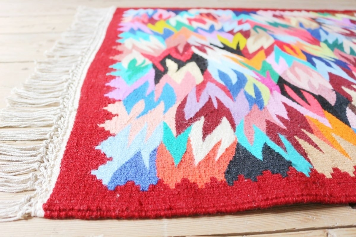 Котленски килими | Налични ръчно тъкани вълнени килими