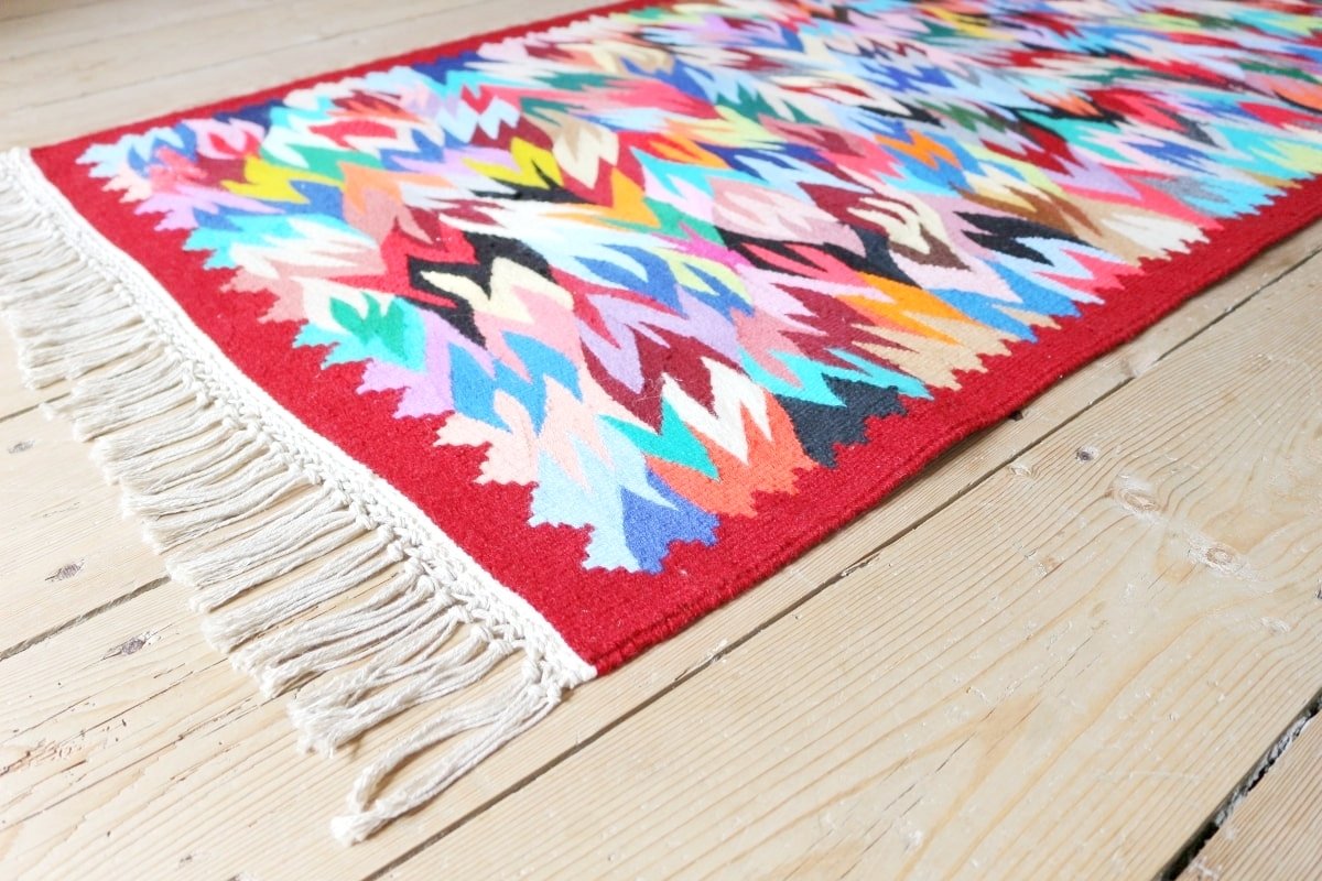 Котленски килими | Налични ръчно тъкани вълнени килими